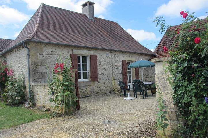 Location de vacances pour 4 personnes, avec Jardin à Plazac