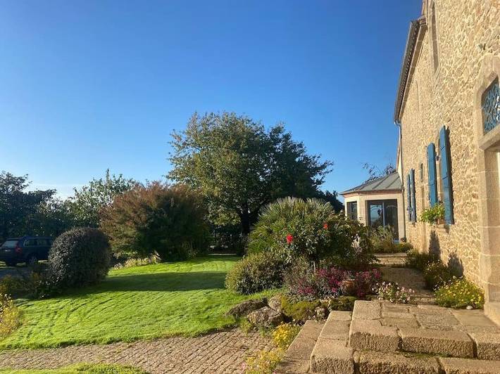 Location de vacances pour 10 personnes, avec terrasse et jacuzzi dans Le Puy-Saint-Bonnet - 4
