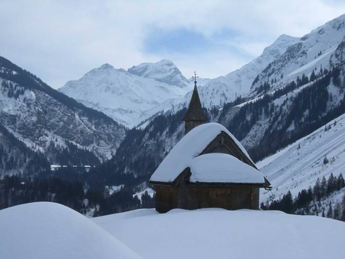 Ferienwohnung für 6 Personen, mit Ausblick und Garten, kinderfreundlich in Schoppernau - 4