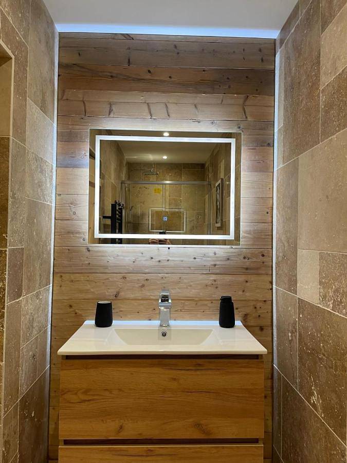 Location de vacances pour 8 personnes, avec jardin ainsi que vue et sauna à Bellecombe-en-Bauges - 4