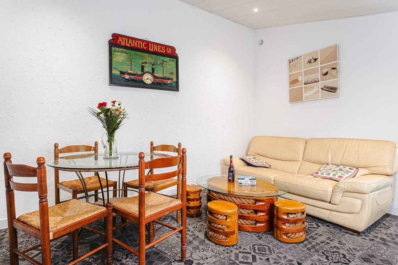 Casa de vacaciones 'Maisonnette Centre Ville' con balcón y Wi-Fi in La Rochelle, Región de La Rochelle
