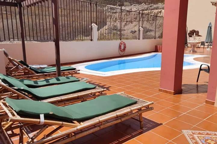 Villa für 12 Personen, mit Whirlpool und Terrasse sowie Pool in Adeje