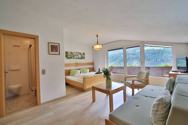 Ganze Wohnung, Rustikales Appartement in den Dolomiten in Villgratner Berge, Abfaltersbach