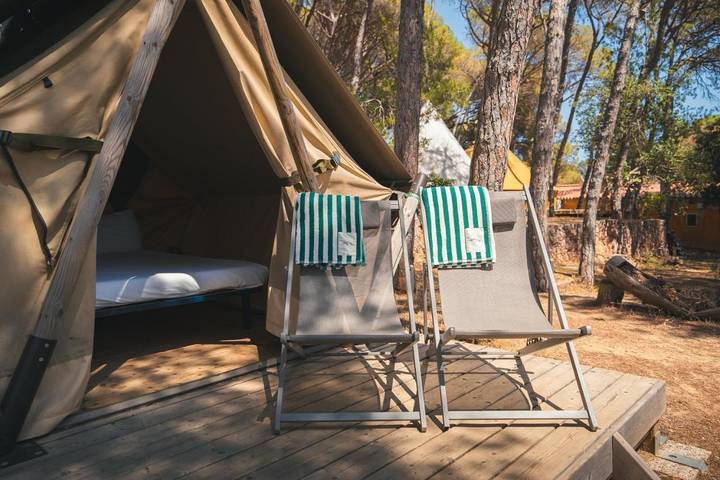 Location de vacances pour 3 personnes, avec jardin ainsi que piscine et terrasse à Vall-llobrega - 3