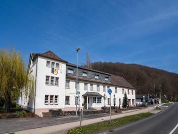 Ferienhaus für 42 Personen in Schleiden, Nationalpark Eifel, Bild 1