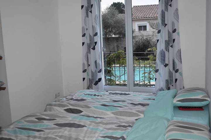 Location de vacances pour 6 personnes, avec terrasse et jardin, animaux acceptés à Castillon-du-Gard - 3