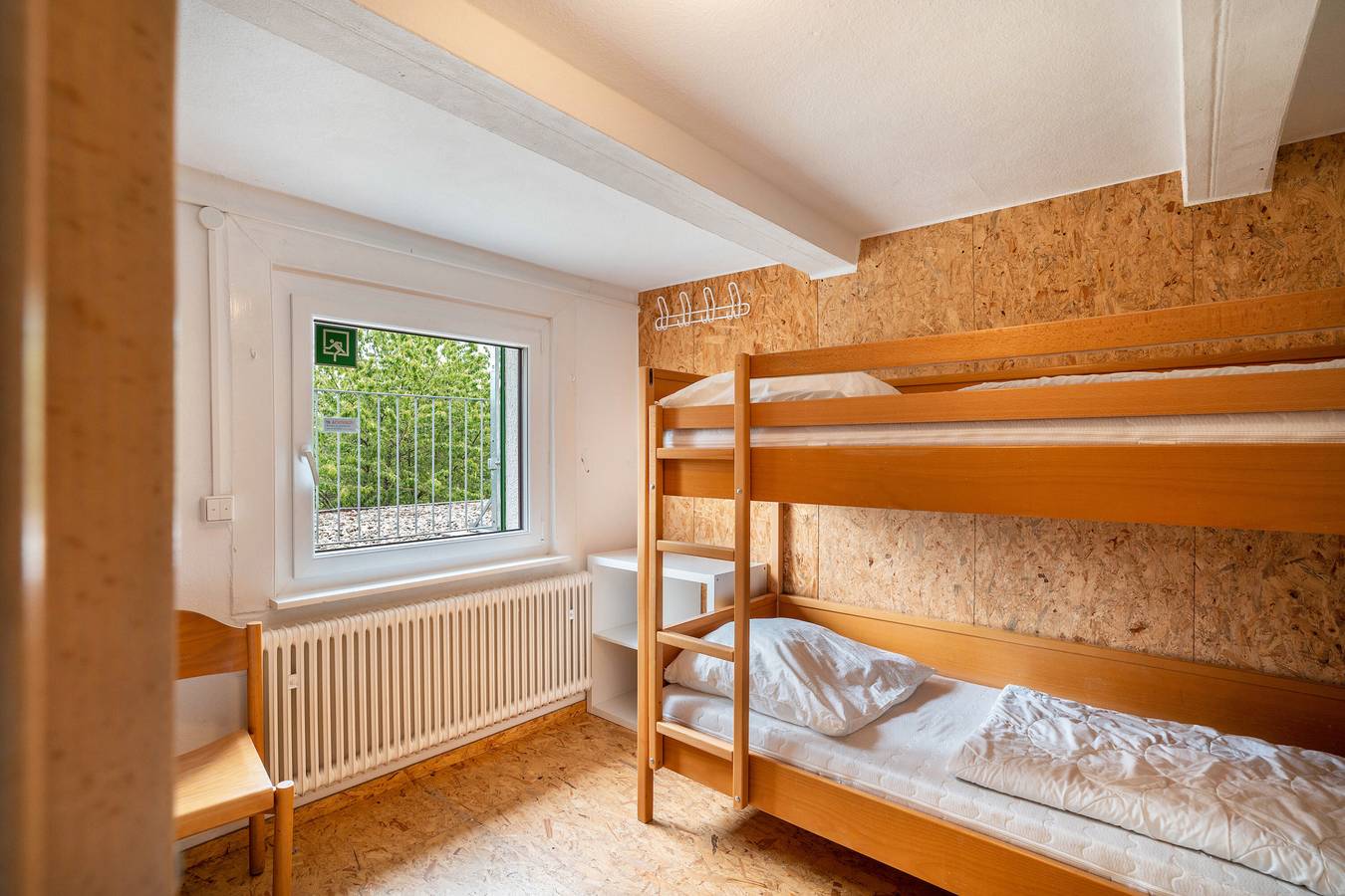'Naturerlebnishaus Gaistal 32' mit Bergblick, privater Terrasse und Wi-Fi in Bad Herrenalb, Nordschwarzwald