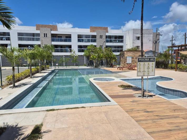 Casas e apartamentos de temporada para 5 pessoas, com balcão e piscina e ainda jardim na Praia do Francês