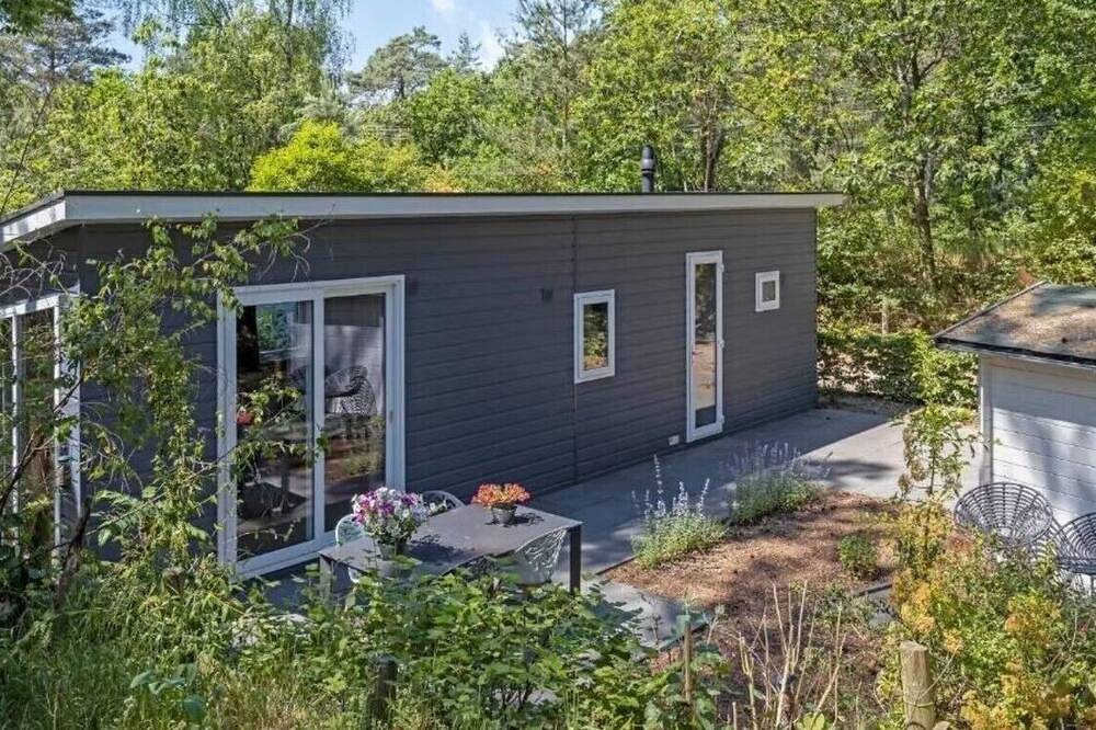 Chalet voor 4 Personen in Nunspeet, Veluwemeer