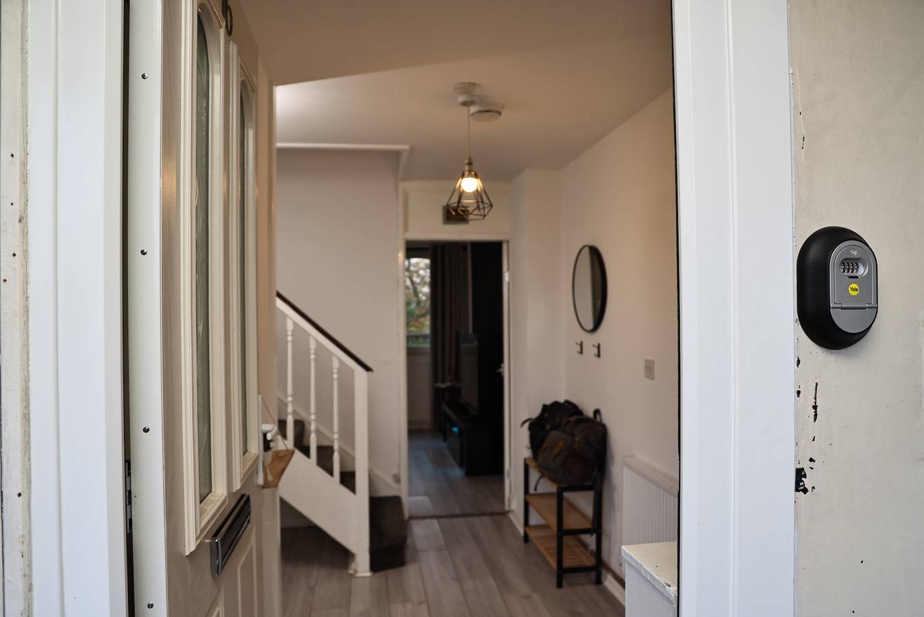 Hel semesterlägenhet, Kingston Duplex Sleeps 8,Balcony, Parking & Wi-Fi in Kingston upon Thames, London