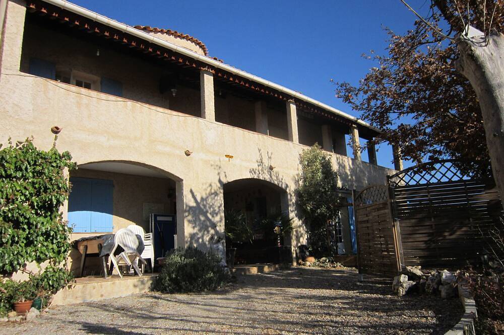 Apartamento entero, Gites in Provence, near the Gorges du Verdon (minimum 4nights) in Riez, Parc naturel régional du Verdon
