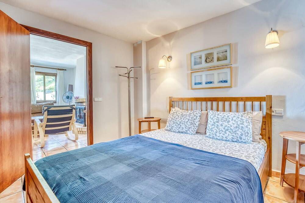 Entire apartment, Amazing apartment in Valldemossa with Wifi in Port de Valldemossa, Valldemossa