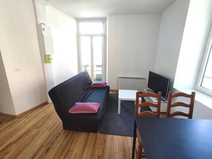 Gîte pour 4 personnes, avec Balcon et Vue dans Tenay