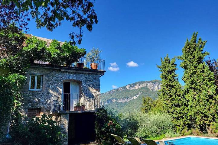 Villa für 12 Personen, mit Balkon und Garten - 1