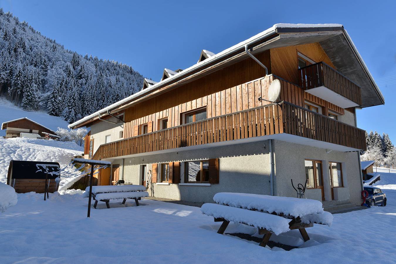 Appartement entier, Appartement 'Coeur De Charmy' avec vue sur les montagnes et Spa bien-être in Abondance, Les Portes du Soleil