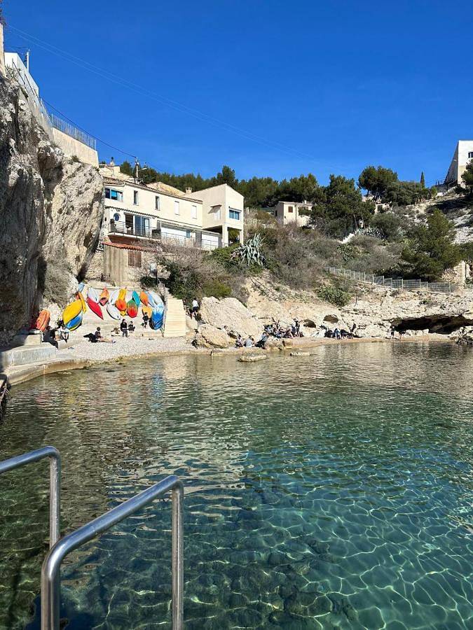 Gîte pour 6 personnes, avec vue et jardin dans Niolon - 4
