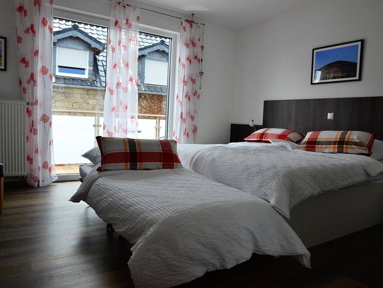 Gästehaus Am Hochsimmer - Doppelzimmer Dusche/Wc Balkon in Ettringen, Osteifel