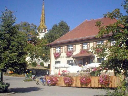 Gasthof zum Goldenen Kreuz in Wilhelmsdorf, Region Bodensee-Oberschwaben