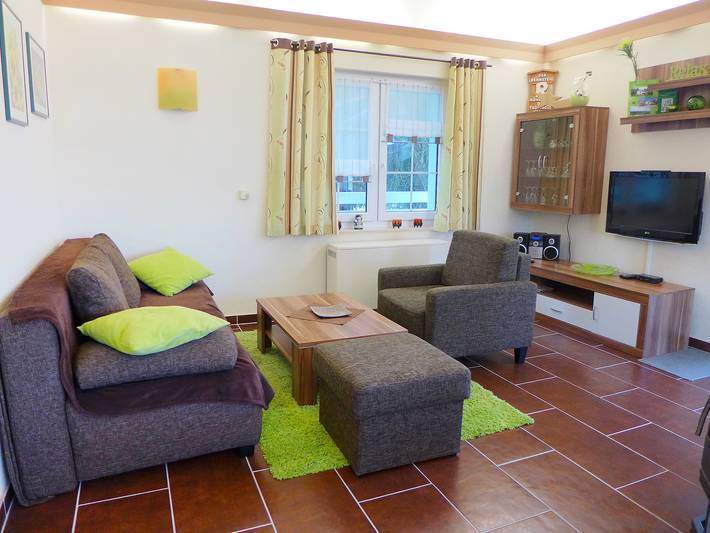 Ferienhaus für 2 Personen, mit Balkon und Terrasse sowie Garten und Sauna in Masserberg - 2