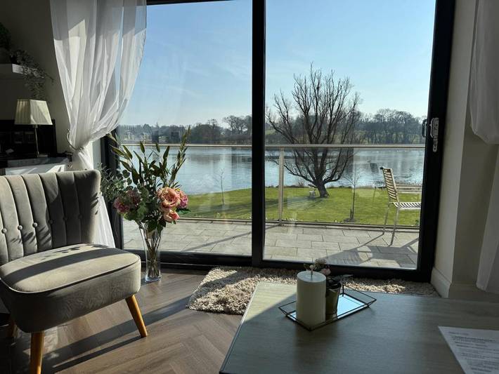 Holiday rental for 4 people, with Balcony and Terrace as well as Garden and Lake view in Enniskillen