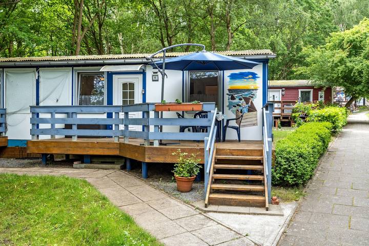 Bungalow für 4 Personen, mit Balkon und Garten - 1