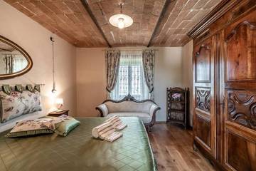 Villa per 11 Persone in Costigliole d'Asti, Langhe, Foto 3