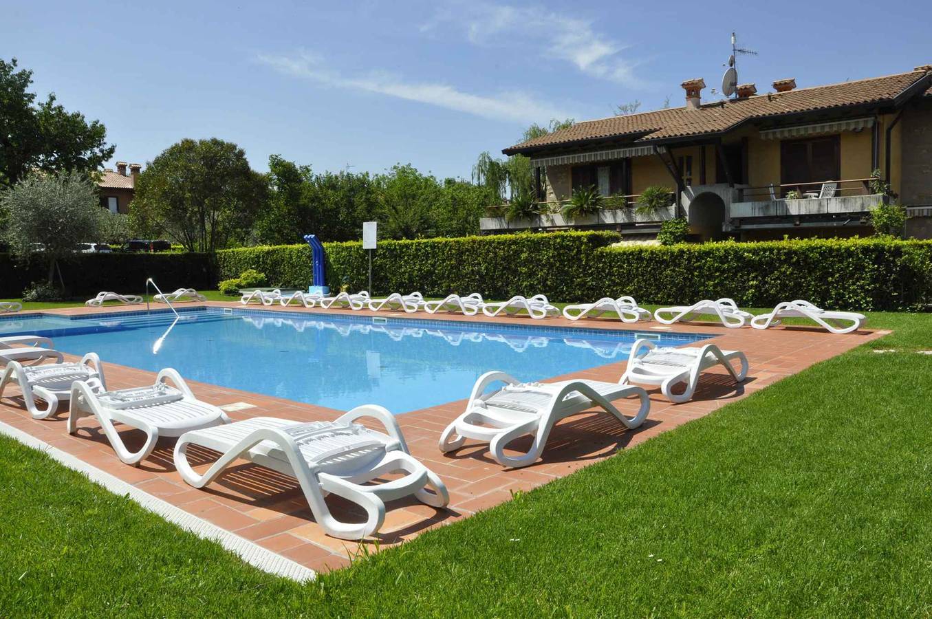 Ganze Ferienwohnung, Ferienwohnung Wohnung in der Nähe des Zentrums in Lazise, Gardasee-Berge