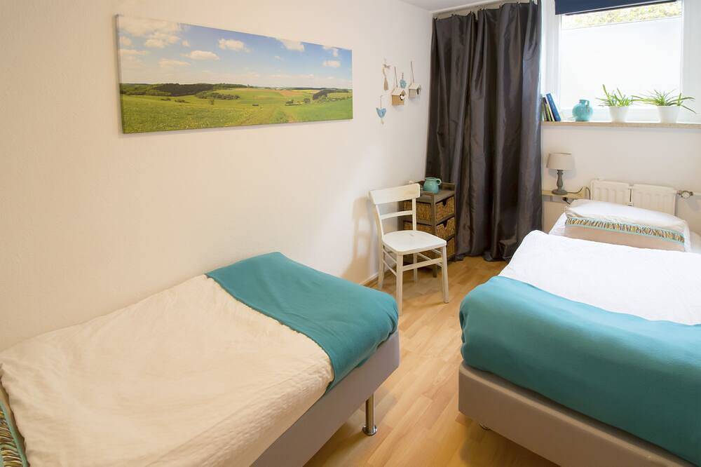 Ganze Wohnung, Villa Schönau Fewo 2 in Bad Münstereifel in Bad Münstereifel, Naturpark Hohes Venn-Eifel