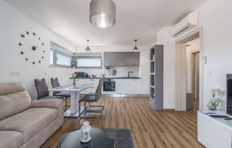 Ferienwohnung für 3 Personen, mit Balkon/Terrasse in Vrsar - 4