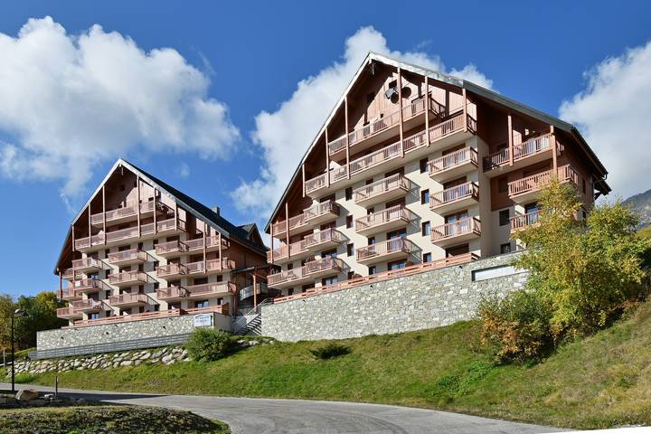 Gîte pour 6 personnes, avec balcon à Montgellafrey - 2