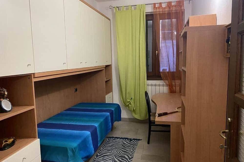 Penthouse with sea view in Trinità d'Agultu e Vignola (Borgo), Trinità d'Agultu e Vignola