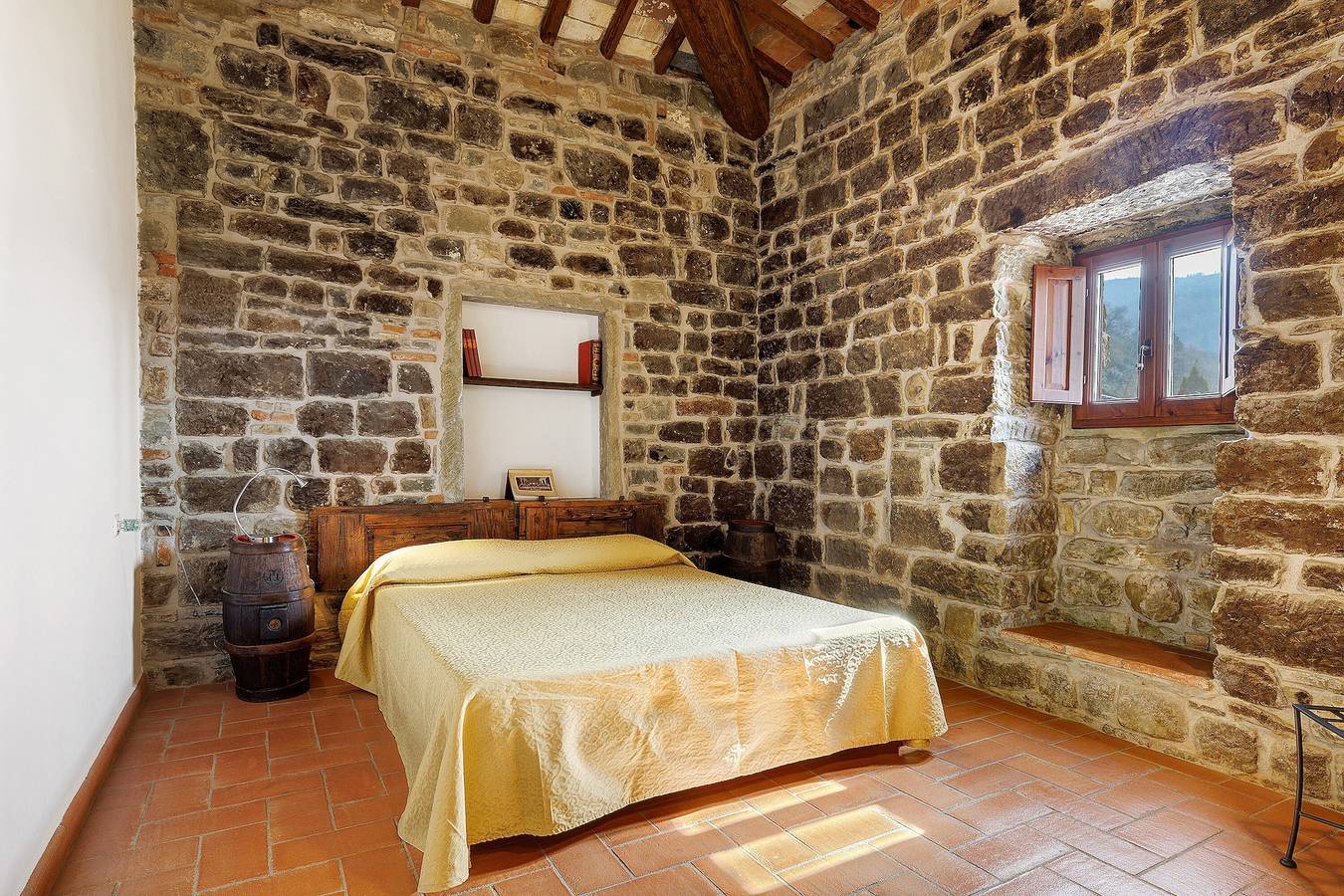 Ganze Wohnung, La Torre – Panorama-Apartment auf dem Bauernhof mit Pool in Pelago, Valdarno