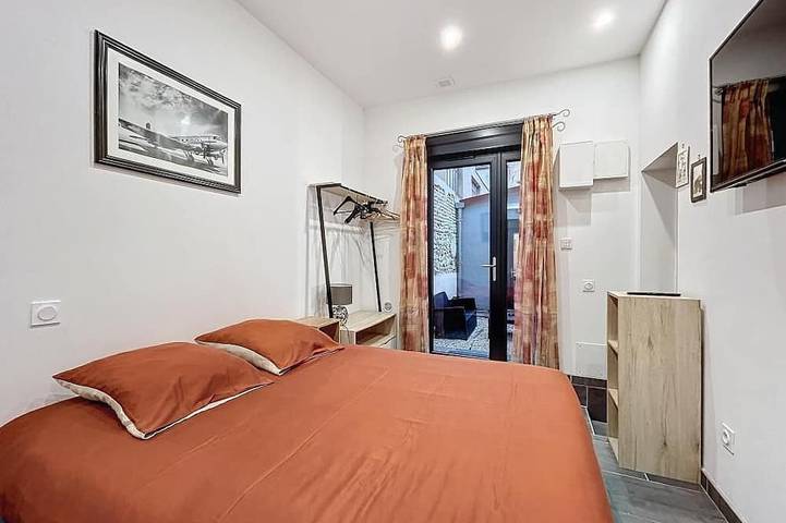 Gîte pour 10 personnes, avec jacuzzi, animaux acceptés à Montluçon - 3