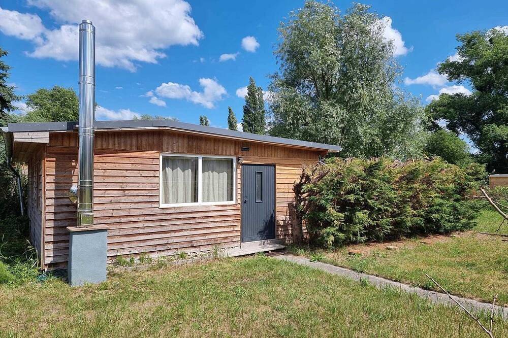 Pommernhaus Bay Cabin, Kamin, Sup's - großer umzäunter Garten in Altwarp, Stettiner Haff