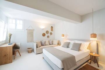 Villa for 14 People in Perdika, Aegina, Photo 2
