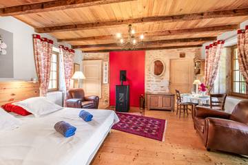 Maison De Vacances pour 2 Personnes dans Saint-Point, Région de Mâcon, Photo 1
