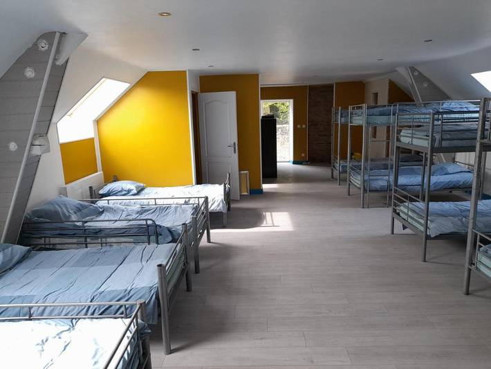 Location de vacances pour 15 personnes, avec piscine ainsi que terrasse et vue à Condé-sur-Noireau - 4