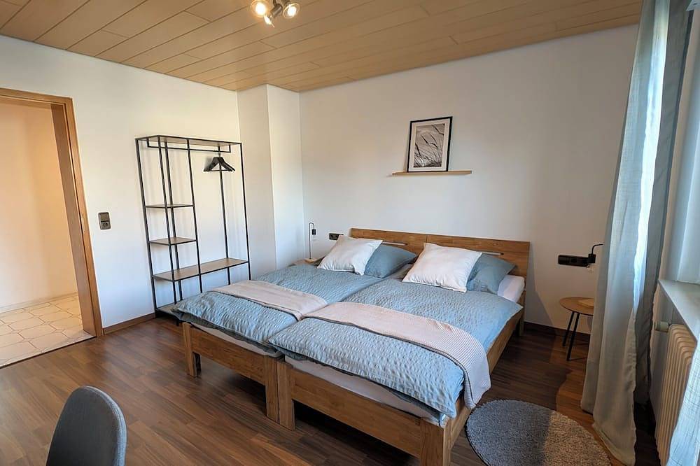 Ganze Wohnung, Direkt am Kurpark Ferienwohnung im Herzen Bad Rappenau mit Balkon und Garten in Bad Rappenau, Kraichgau