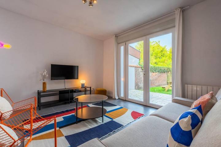 Location de vacances pour 7 personnes, avec terrasse à Croix (homonymie) - 4