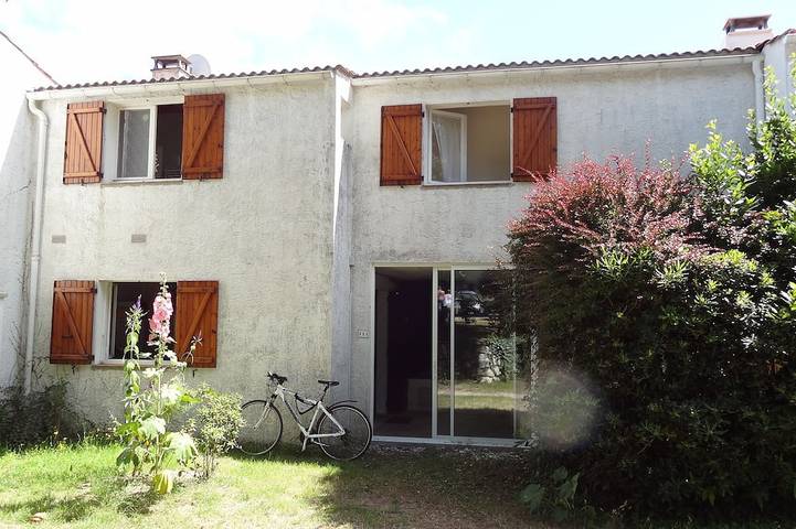 Maison de vacances pour 8 personnes, avec jardin et terrasse dans La Palmyre