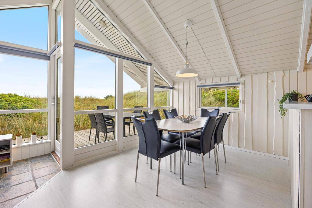 Schönes Ferienhaus mit Aussicht auf die Dünen, Hund erlaubt in Ringkøbing, Holmsland Klit