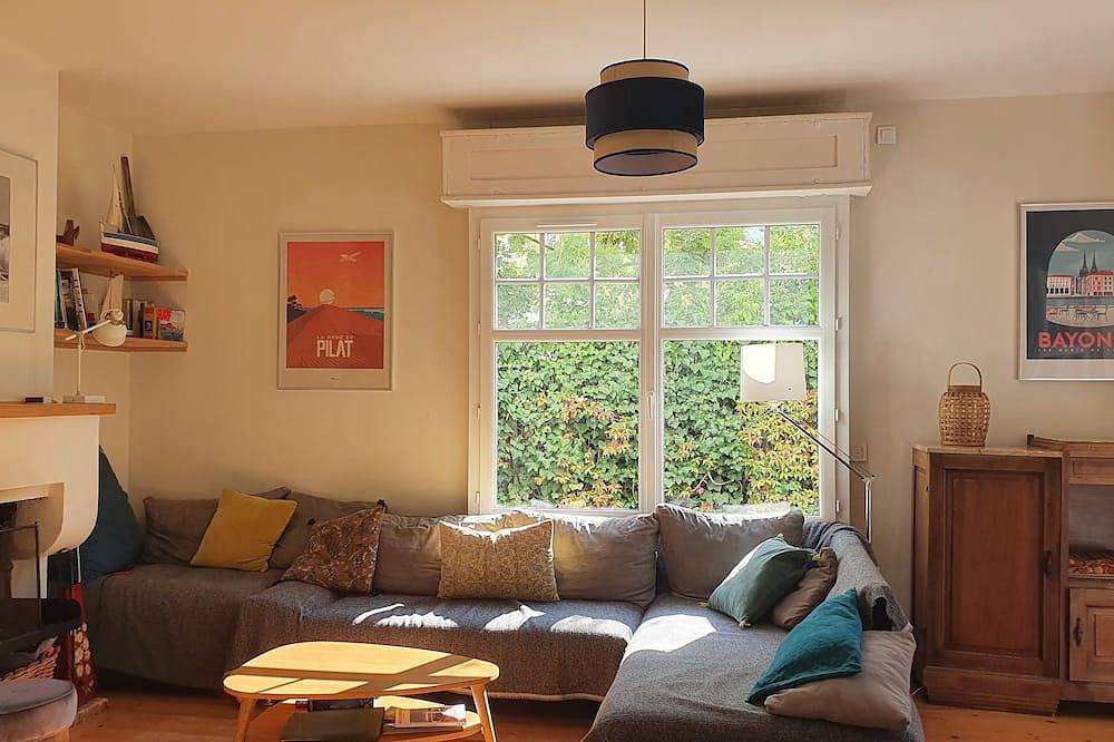 Elegant air-conditioned house Close to beaches and shops Perfect for families in Pyla-sur-Mer, La Teste-de-Buch