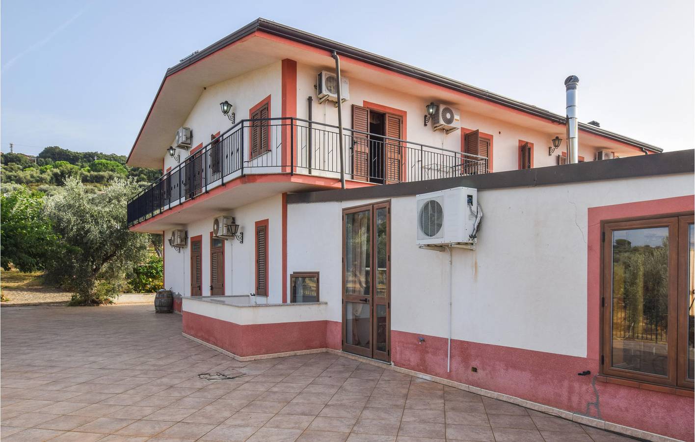 Apartamento com vista para o mar, com piscina, estacionamento e WiFi in Caronia, Messina (província)