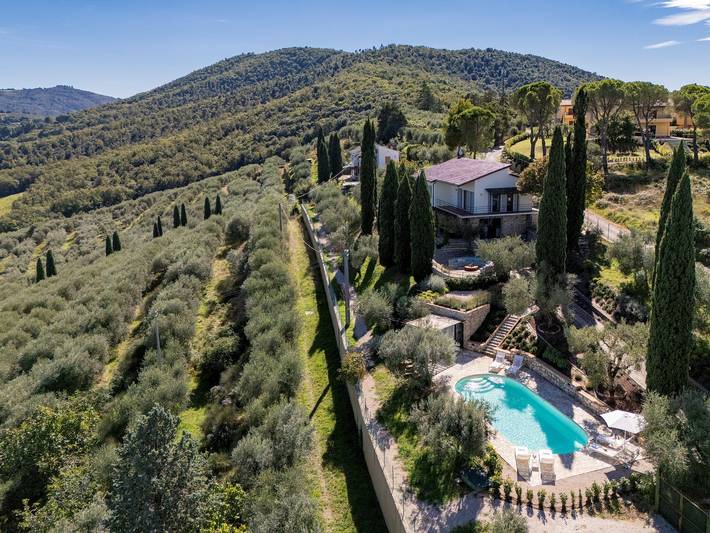 Villa pour 12 personnes, avec jardin ainsi que vue et vue sur le lac, animaux acceptés - 1