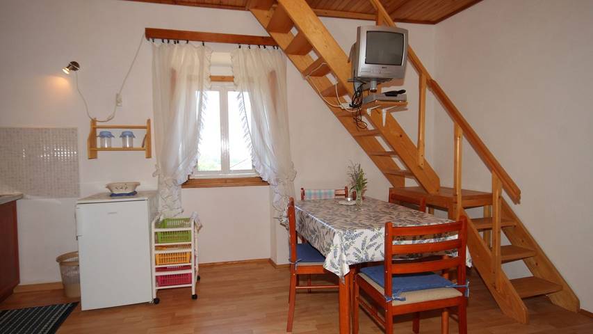 Ferienwohnung für 2 Personen, mit Terrasse in Veli Losinj - 4