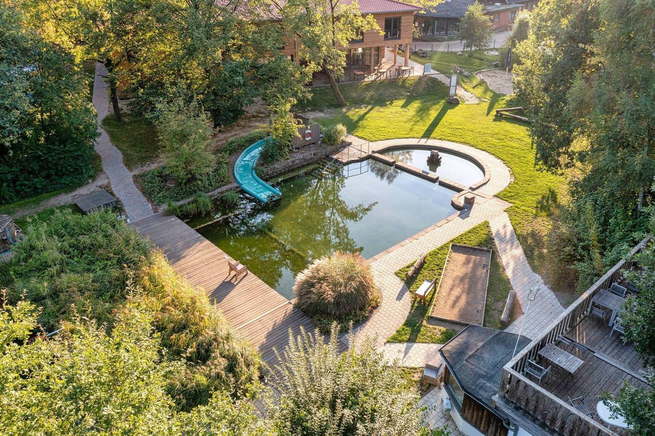 Apartamento vacacional entero, Zauberwagen aus Fichtenholz mit eigenem Wc in Uelzen, Distrito de Uelzen