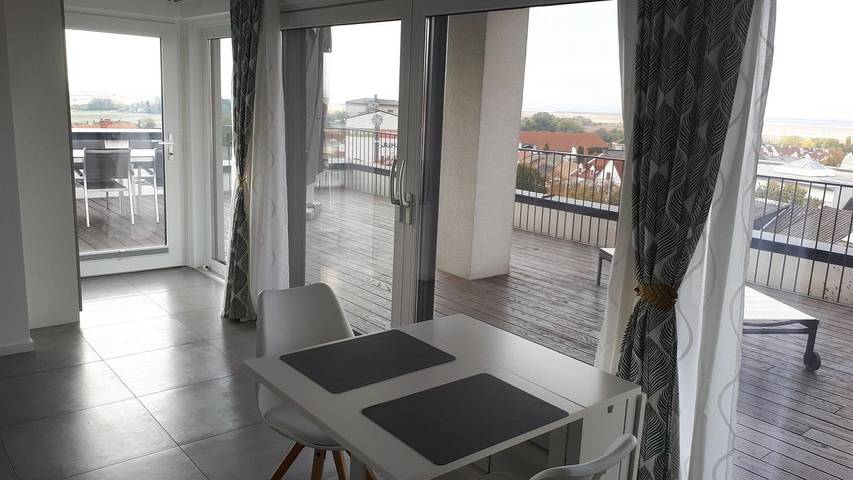 Ferienwohnung für 2 Personen, mit Ausblick und Terrasse sowie Seeblick in Neusiedl am See