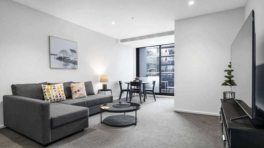 Holiday apartment for 2 people, with pool and balcony/terrace in Melbourne