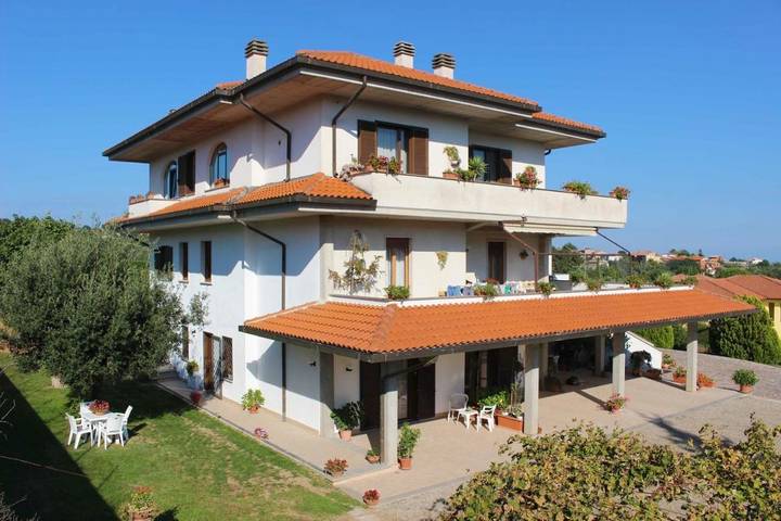 B&b per 2 persone, con Terrazza e Giardino nonché Panorama a Montefiascone