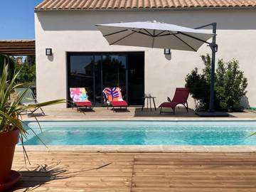 Gîte pour 6 personnes, avec jardin ainsi que terrasse et piscine à Sainte-Valière